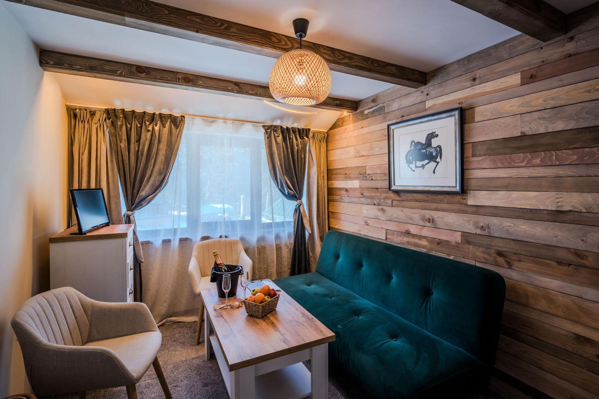 Breza Hotel ボロヴェッツ エクステリア 写真